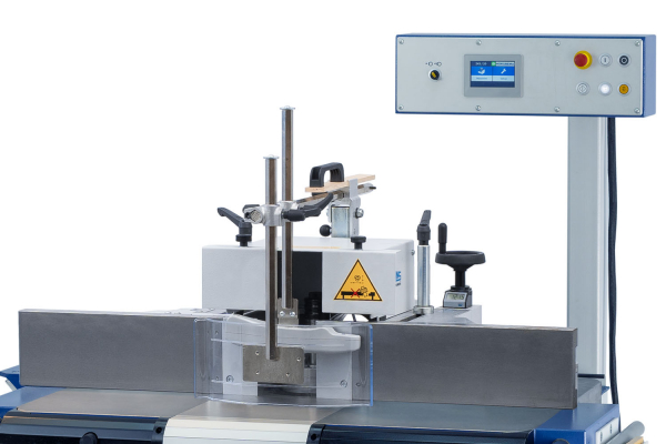 Sicherheitsfräsanschlag 261 und Touchscreen-Positioniersteuerung